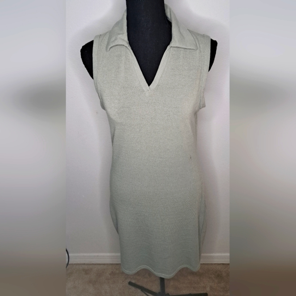 Golf dress,  size M, Light green.